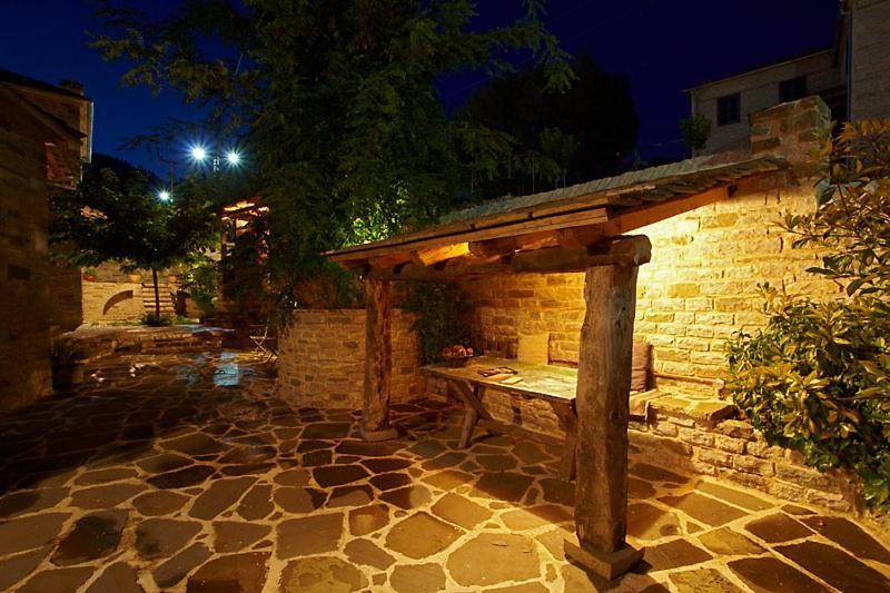 Astra Inn Papigko Exterior foto